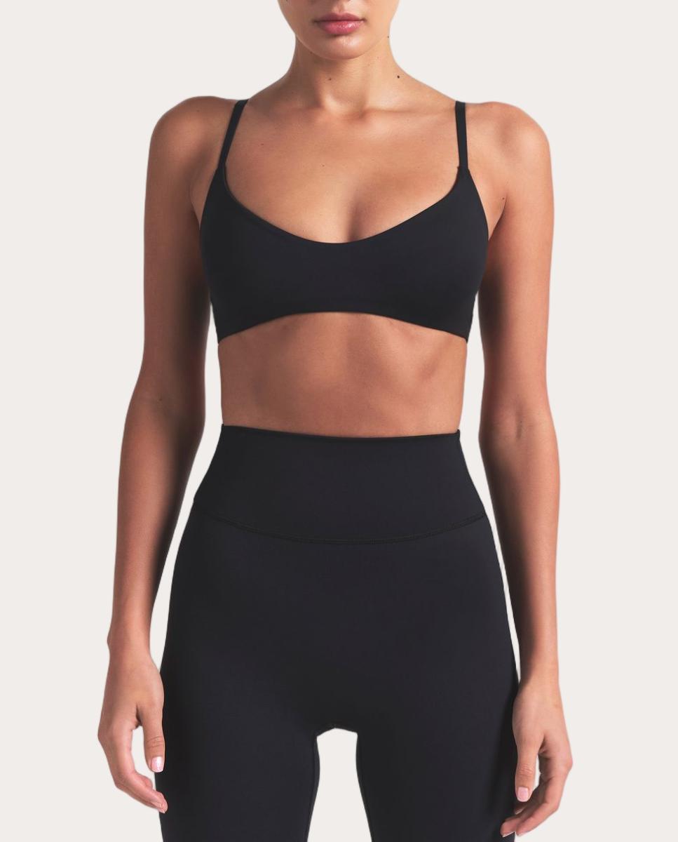 Imagen 0 de Top de mujer Matte Bra NikeSKIMS Negro