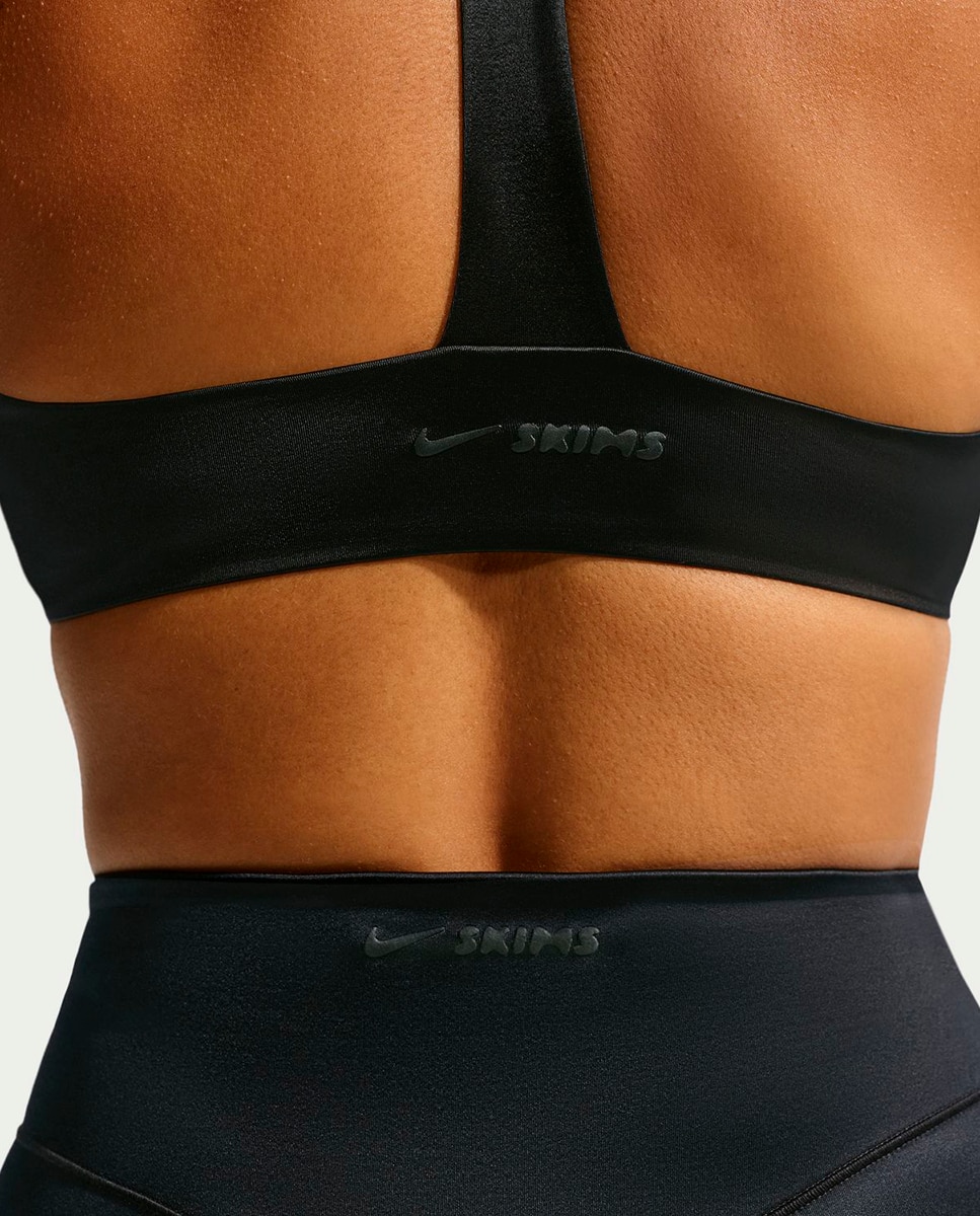 Top de mujer Satin Shine Bra NikeSKIMS - Negro Negro-6
