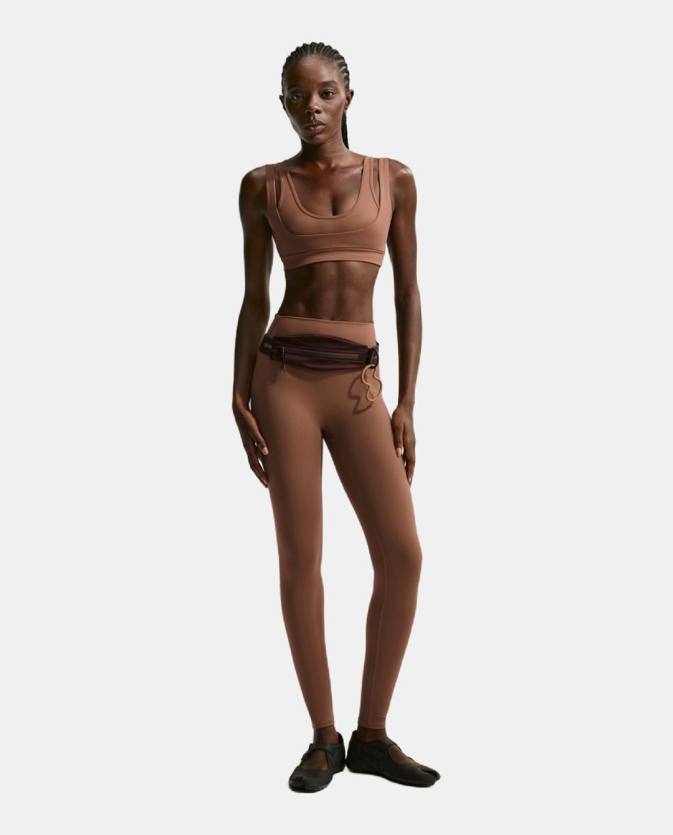 Imagen 0 de Top de mujer Matte Scoop Bra NikeSKIMS Marrón