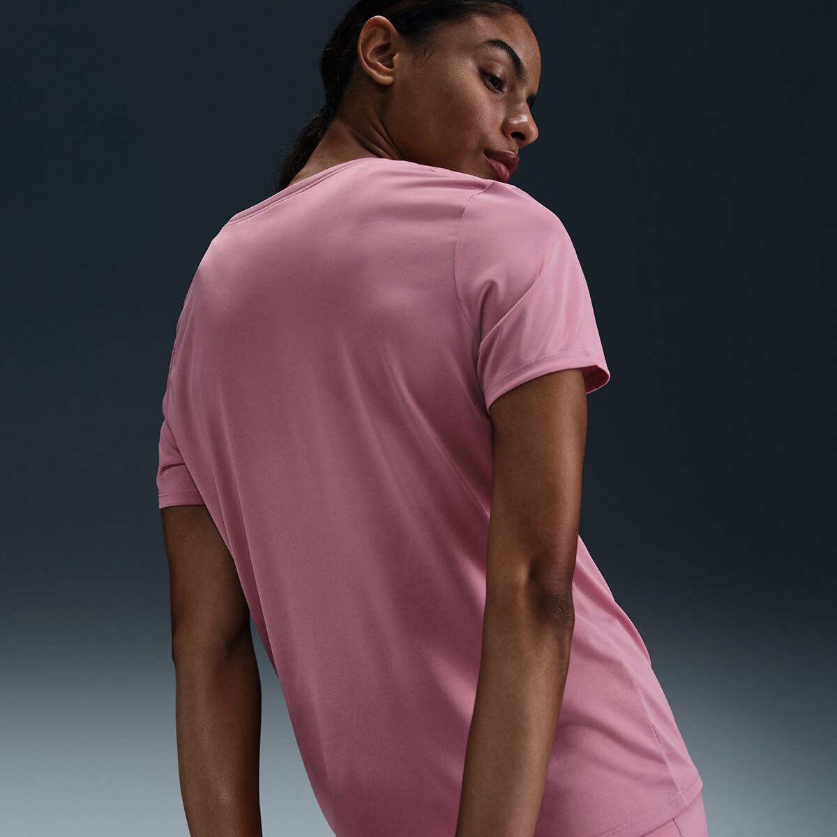 T-shirt de Mulher One Classic Rosa-2