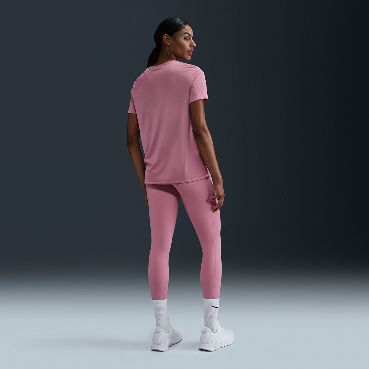 T-shirt de Mulher One Classic Rosa-5