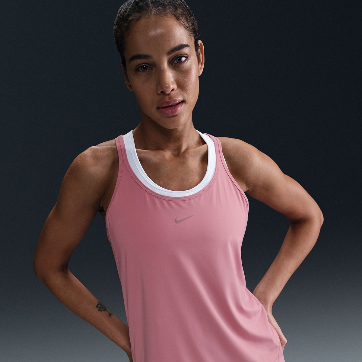 T-shirt de Mulher One Classic Rosa-5