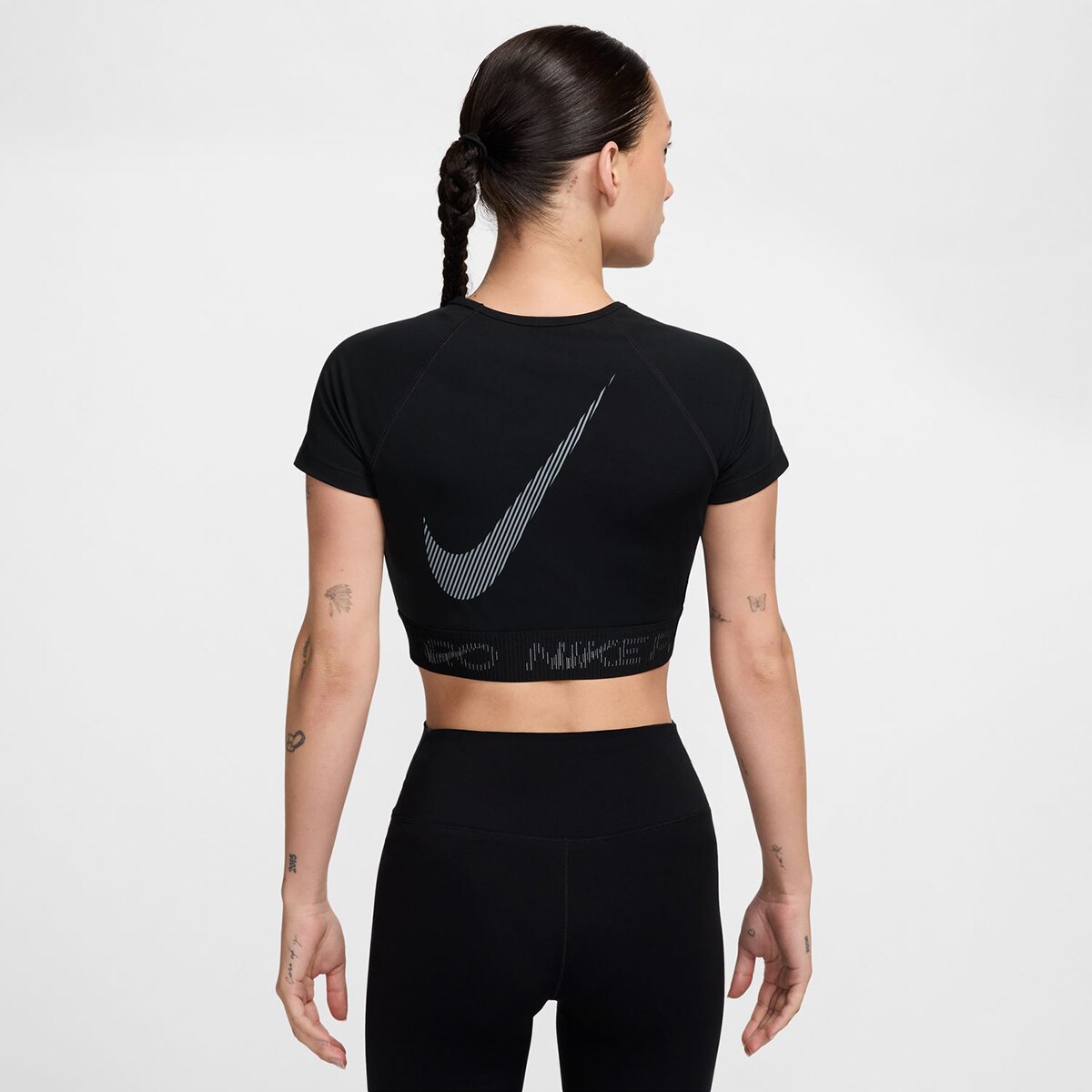 T-shirt de mulher Pro Nike Preto-2