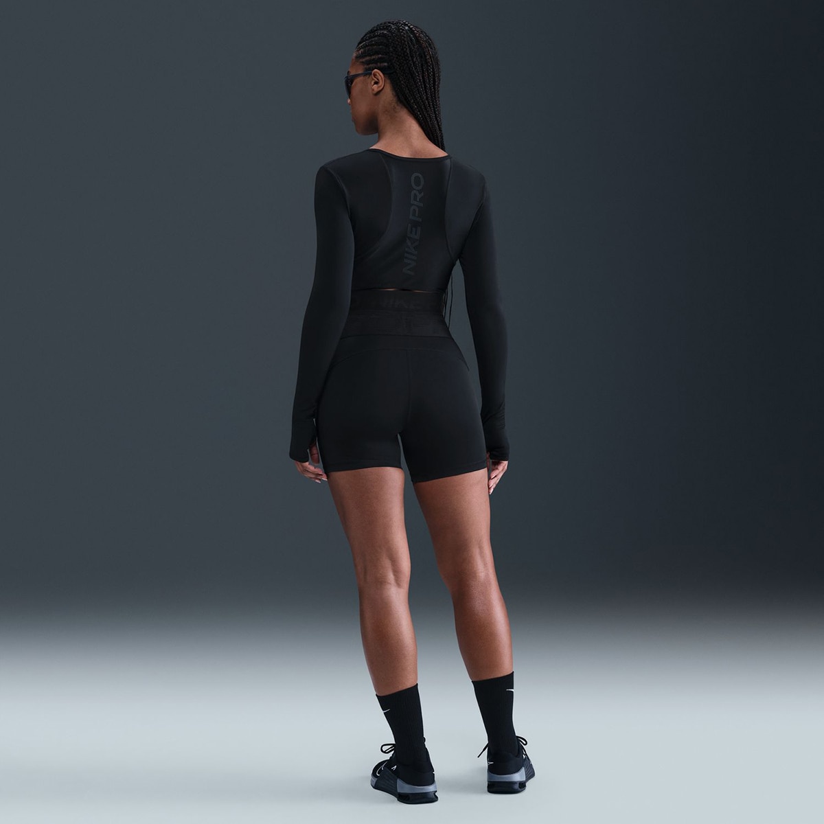 T-shirt de mulher Pro Nike Preto-2