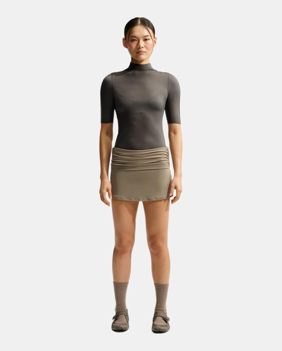 Imagen 0 de Camiseta de mujer Weightless NikeSKIMS Negro