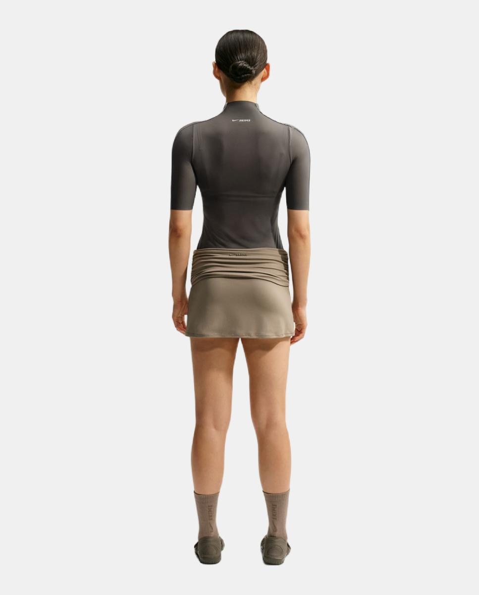 Camiseta de mujer Weightless NikeSKIMS - Negro Negro-2