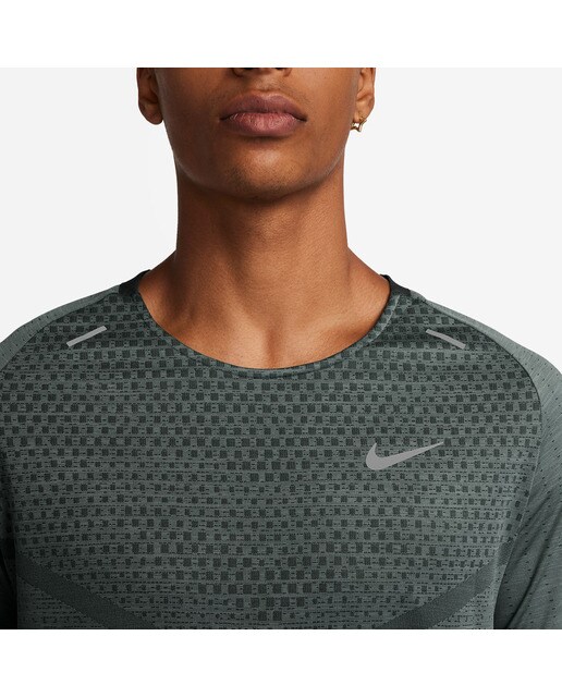 T-shirt de homem TechKnit Nike Verde-3