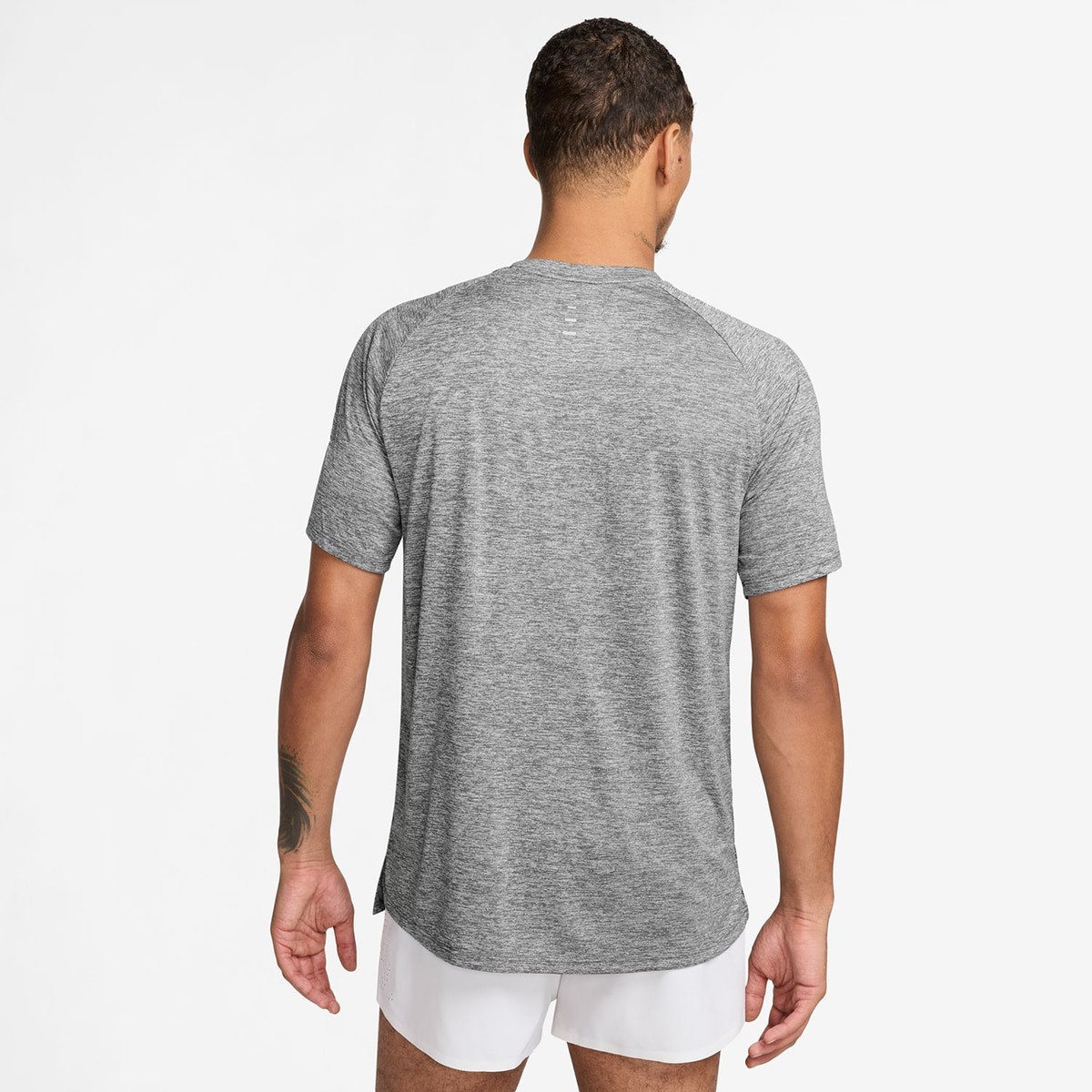 T-shirt de Homem Stride Cinzento-2