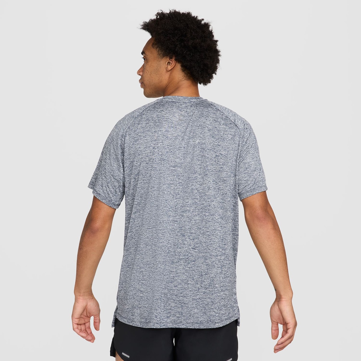 T-shirt de Homem Stride Cinzento-2