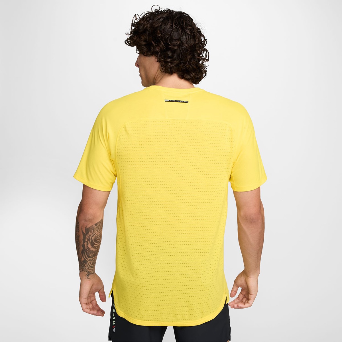 T-shirt de Homem Solar Chase Amarelo-2