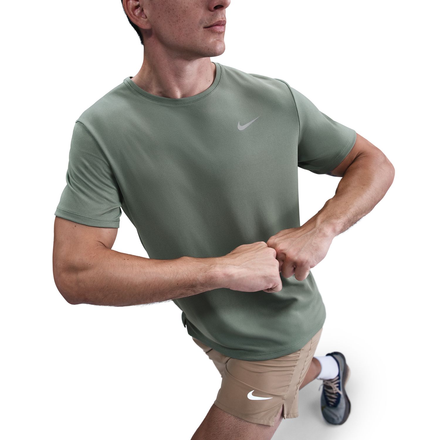 T-shirt de homem Miler Nike Verde-4