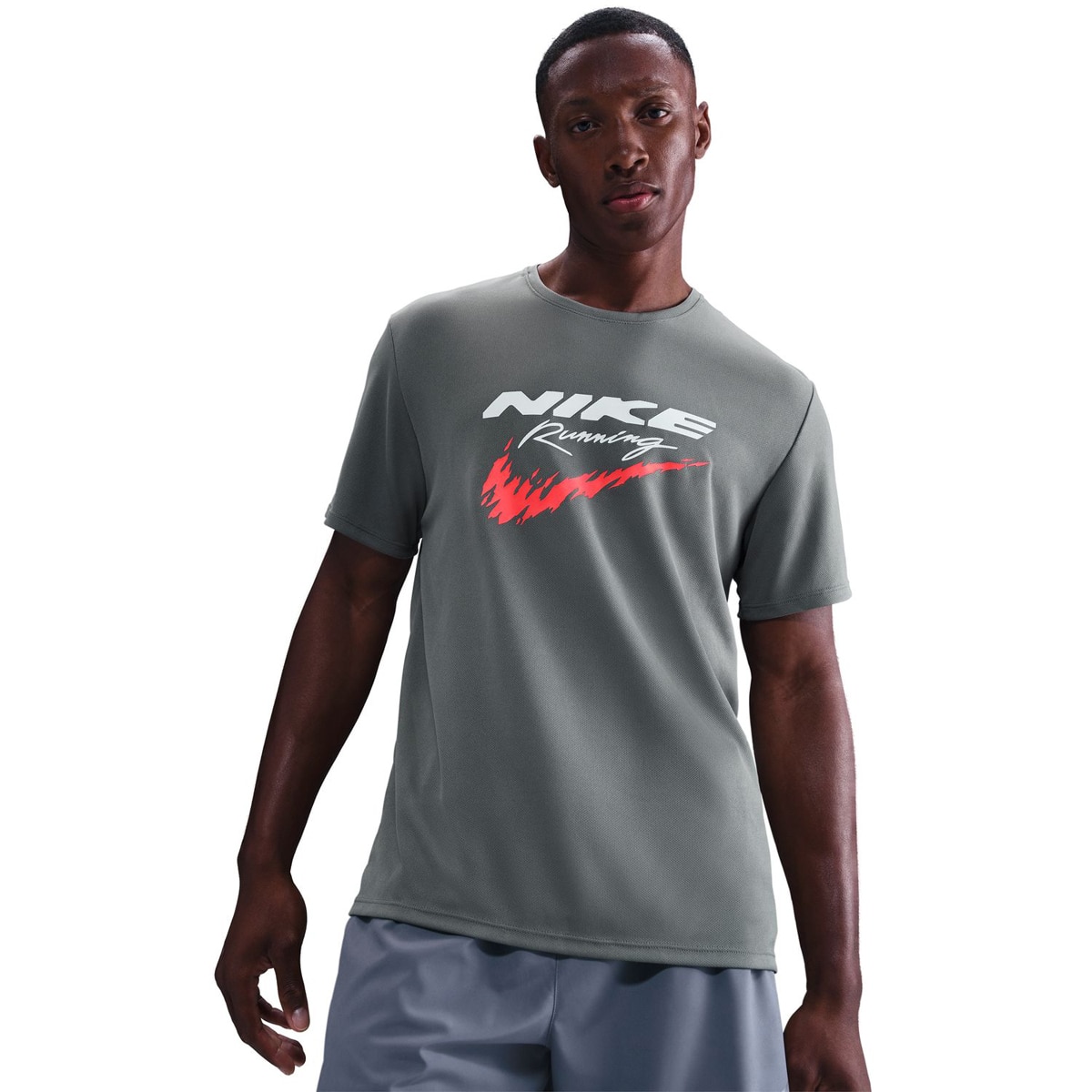 T-shirt de Homem Dri-FIT Miler Ss Cinzento-1