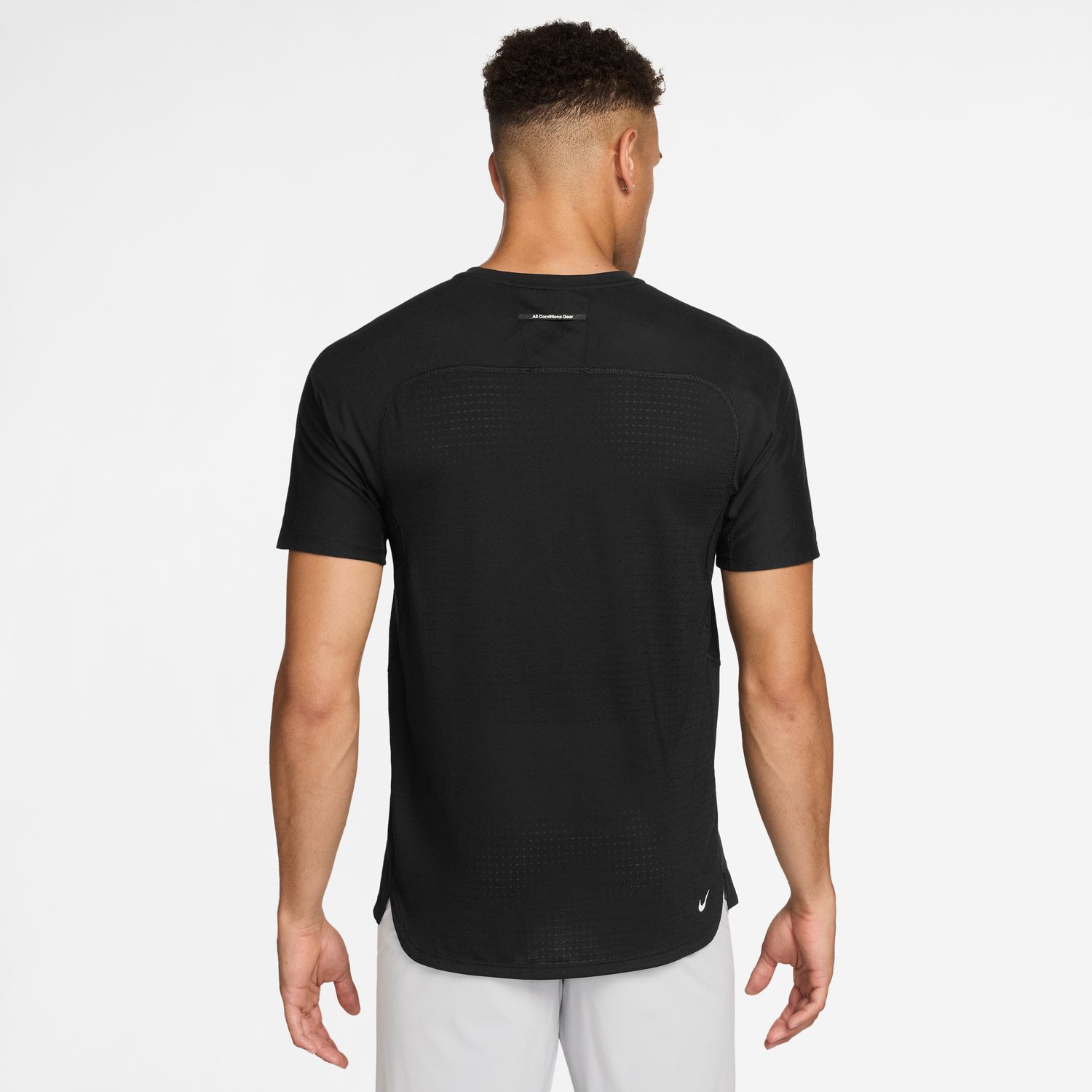 T-shirt de Homem ACG DF ''Solar Chase'' Preto-2