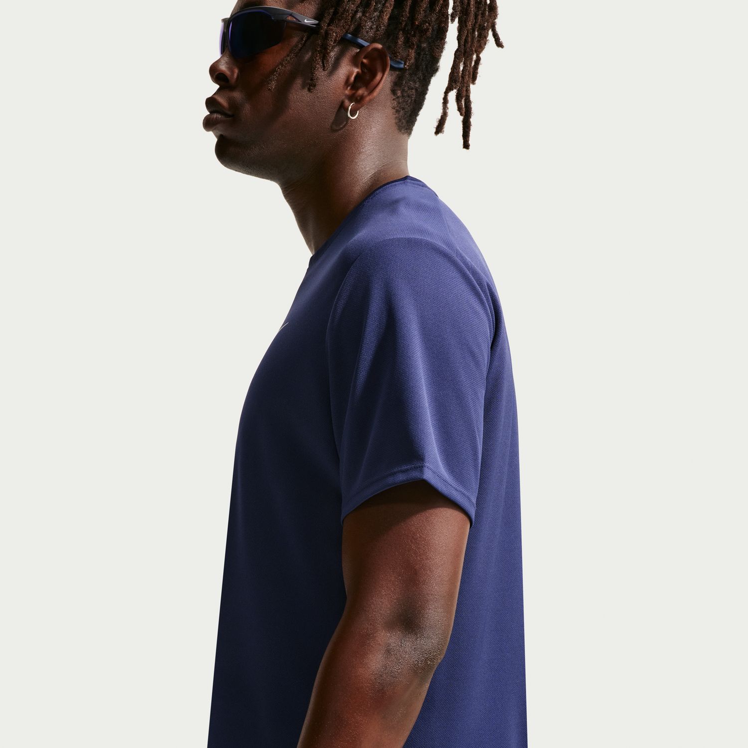 T-shirt de homem Miler Nike Azul-marinho-4