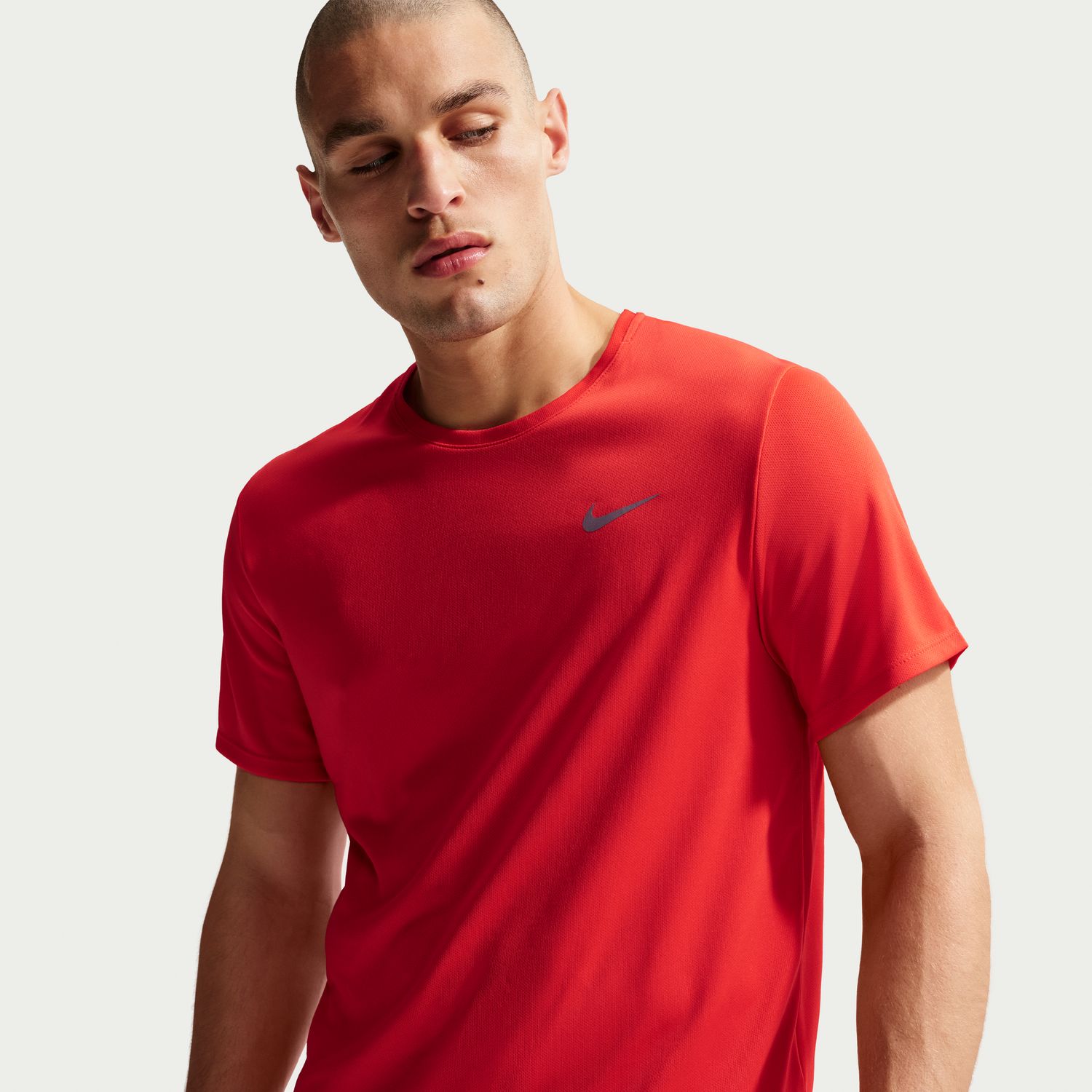 T-shirt de homem Miler Nike Vermelho-1