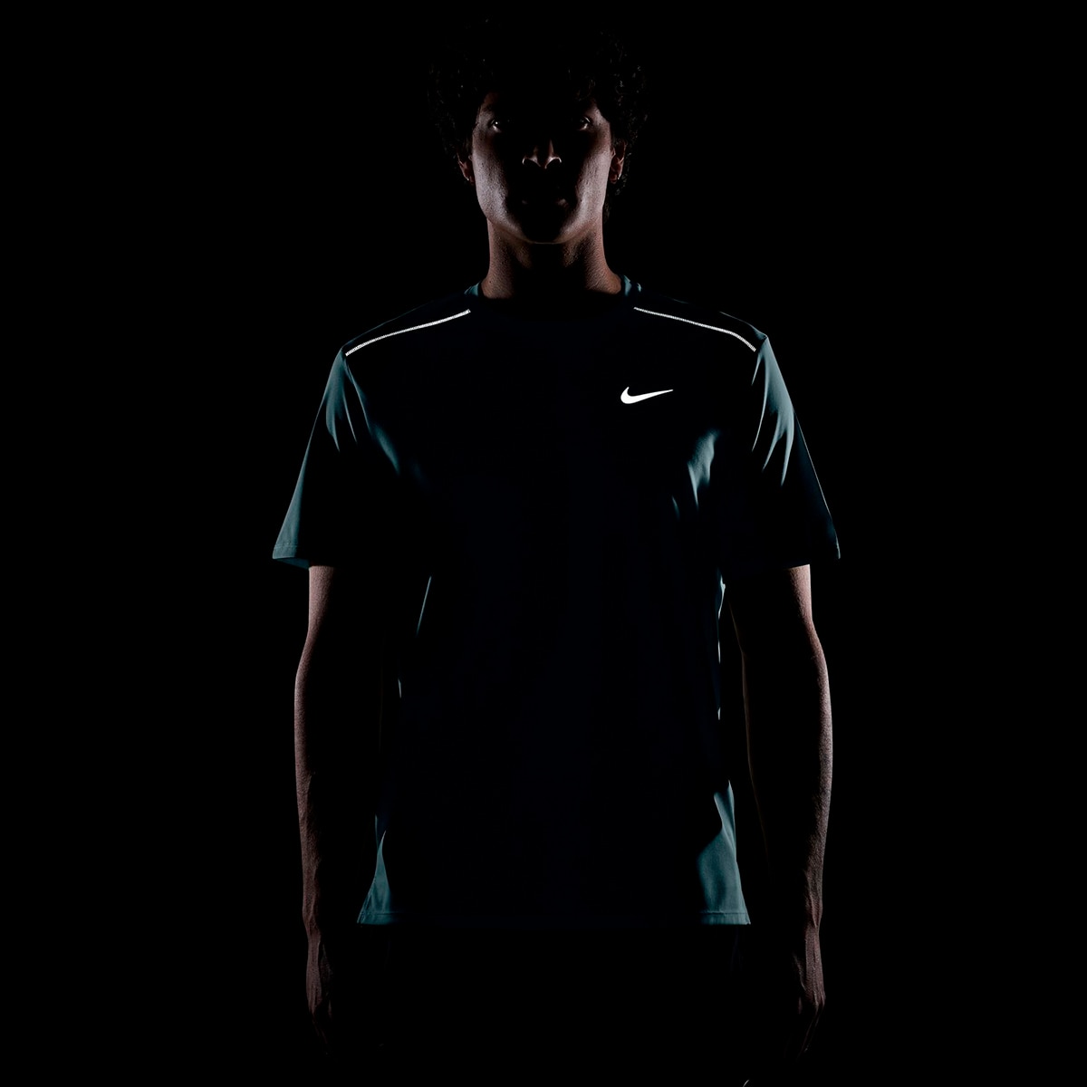 T-shirt de Running de Homem M NK DF UV Miler SS Verde-4