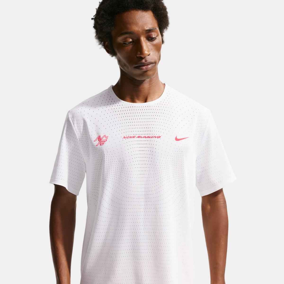 Nike - Camiseta de hombre M Nk Dfadv Aeroswift Gfx SS Nike.