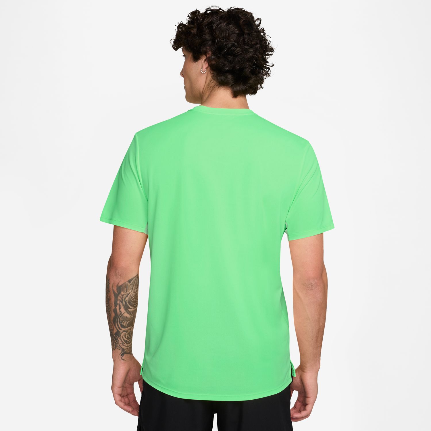 T-shirt de Homem M NK DF UV MILER SS Verde-2