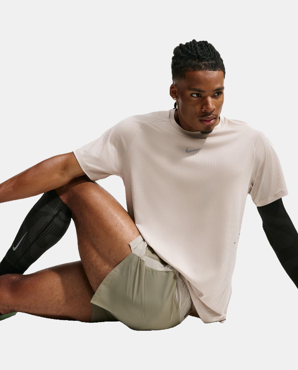 T-shirt de Homem M NK AF STRIDE SS TOP Castanho-5
