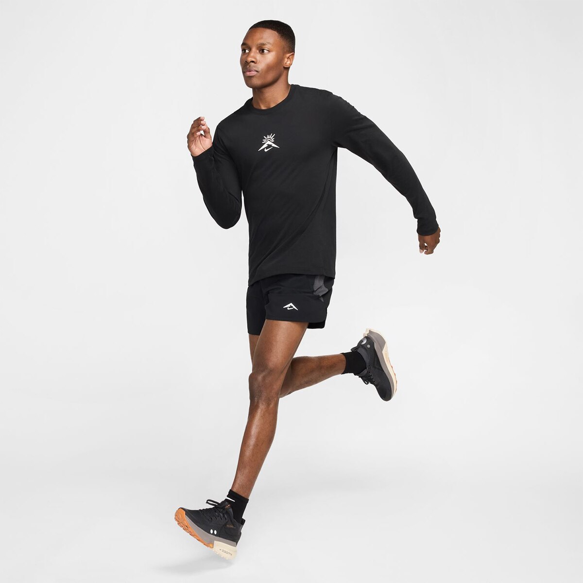 Calções de Homem Trail Preto-9