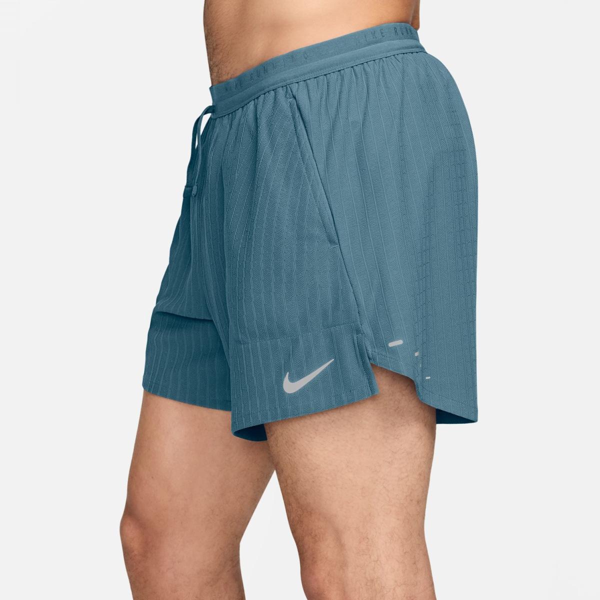 Pantalón corto de hombre Stride Aero-FIT Nike - Gris Gris-2