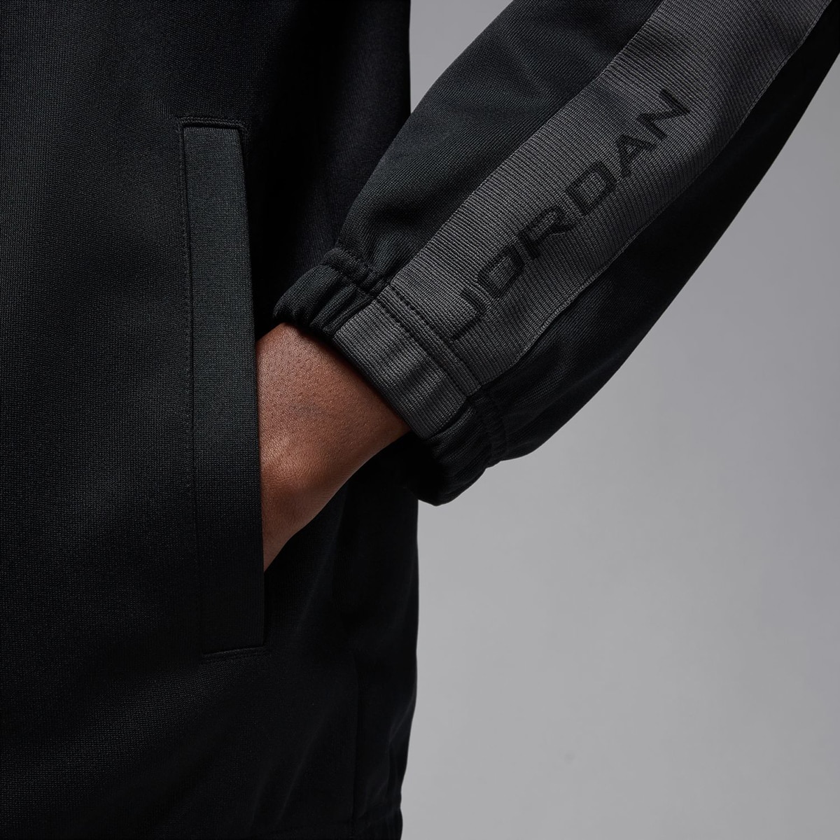 Sweatshirt de Homem Essentials Preto-3