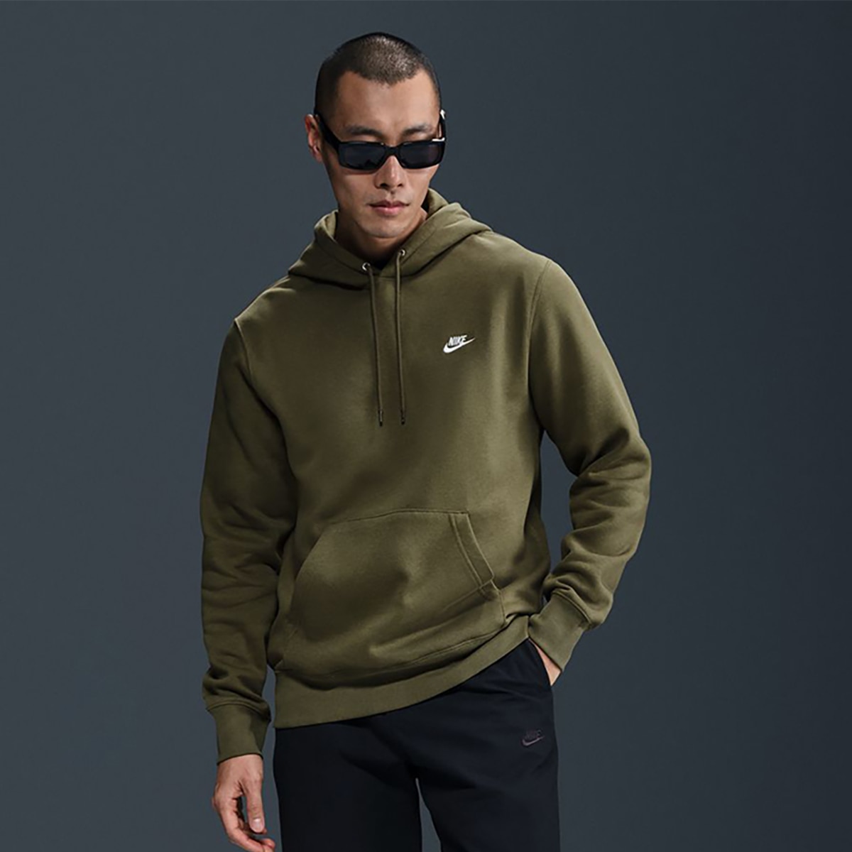 Sweatshirt de Homem Club Verde Azeitona-1