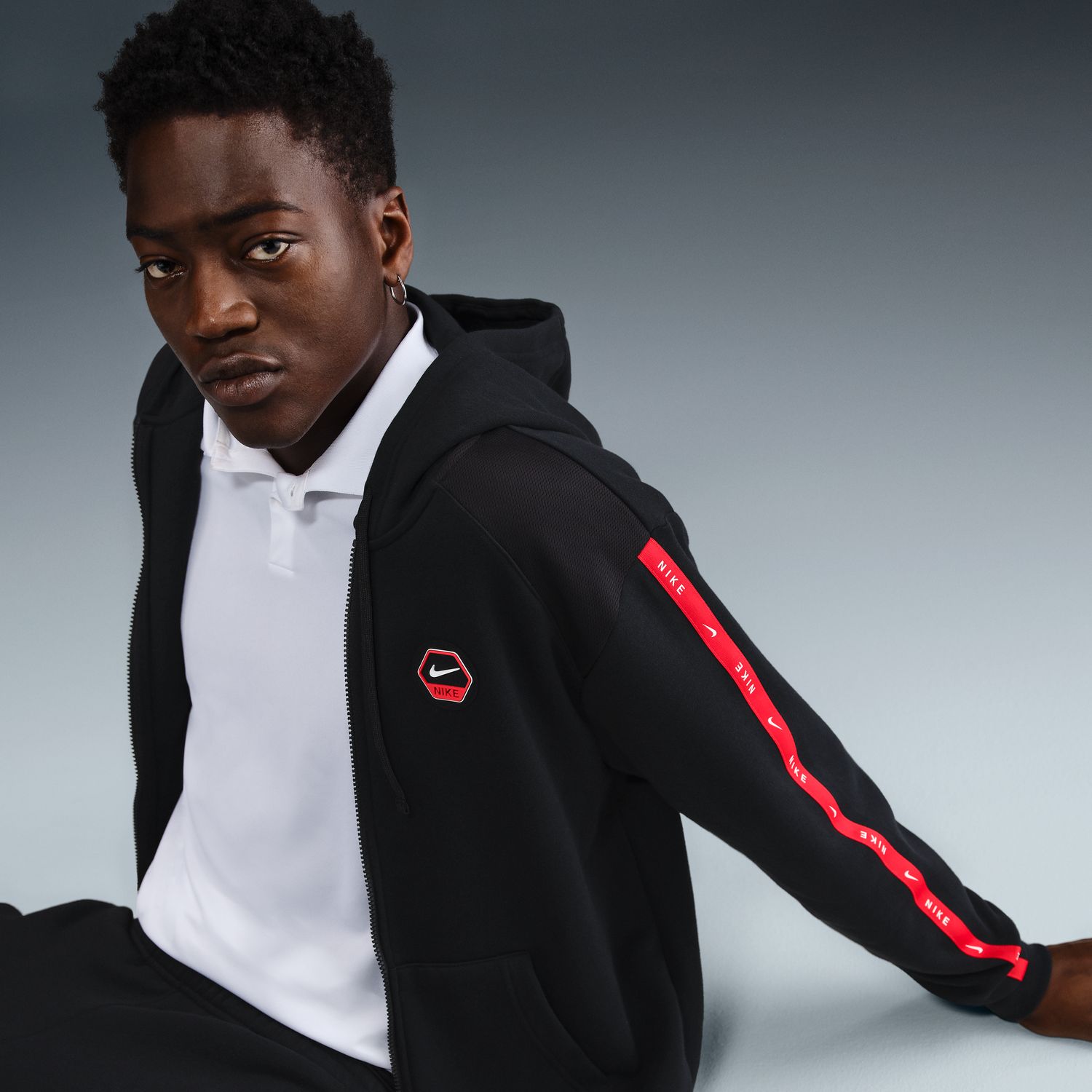 Sweatshirt de homem Sportswear Club Nike Preto-2
