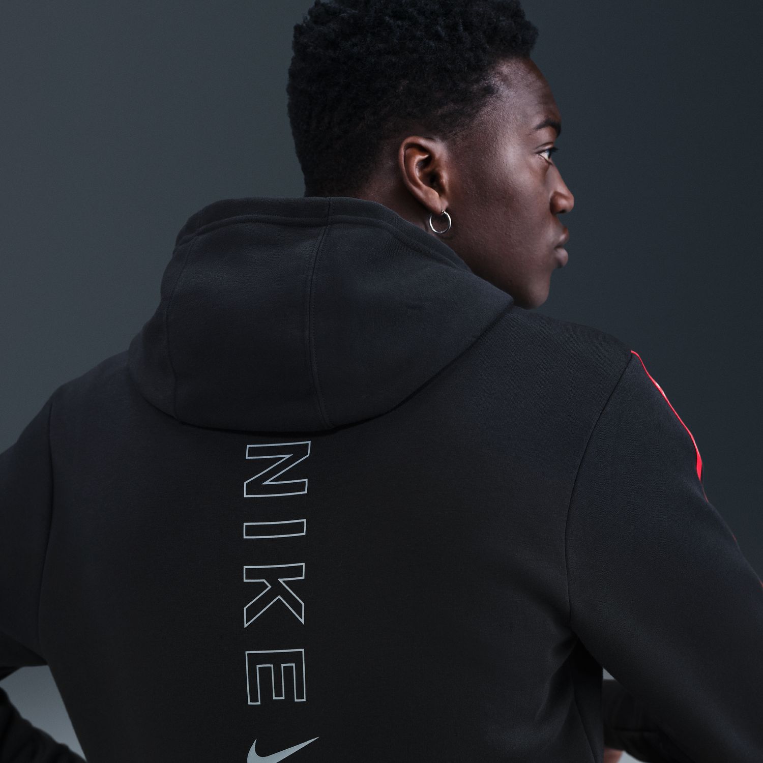 Sweatshirt de homem Sportswear Club Nike Preto-3