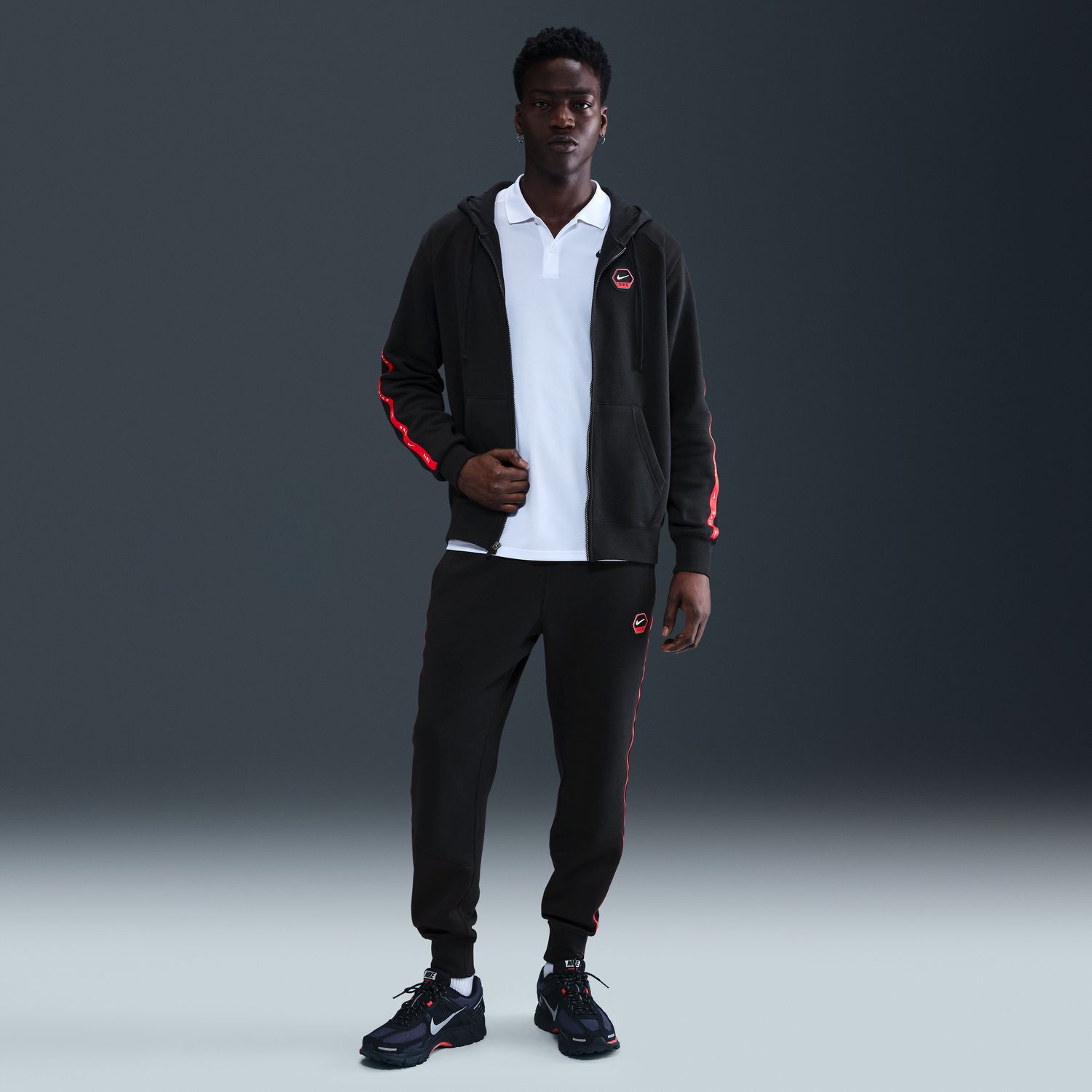 Sweatshirt de homem Sportswear Club Nike Preto-4