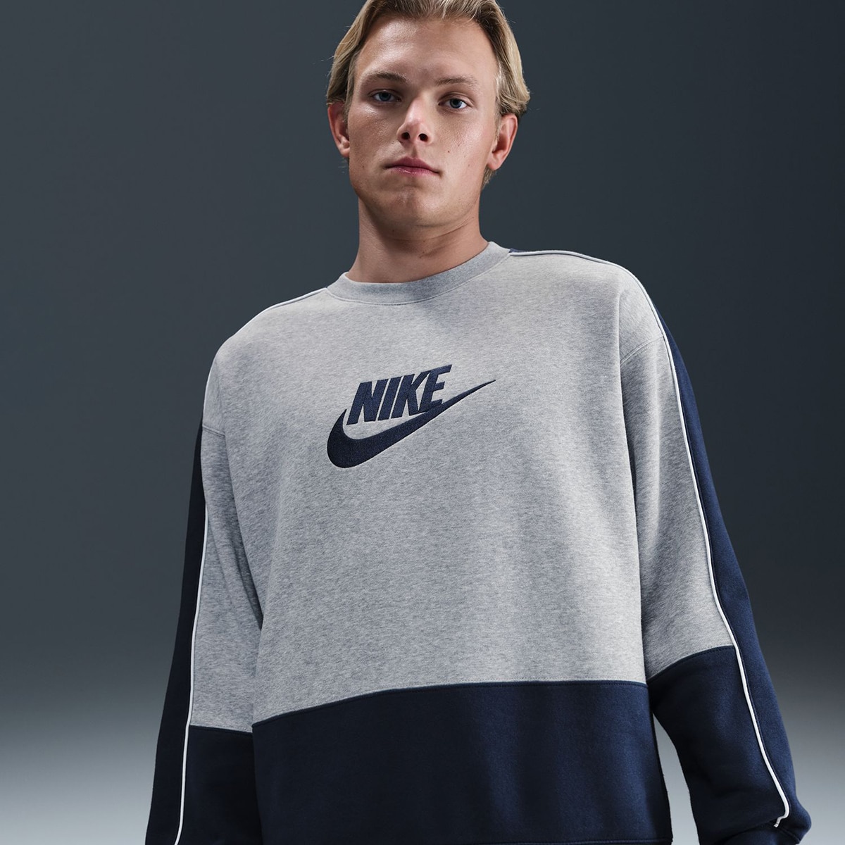 Sweatshirt de Homem Club Cinzento-4
