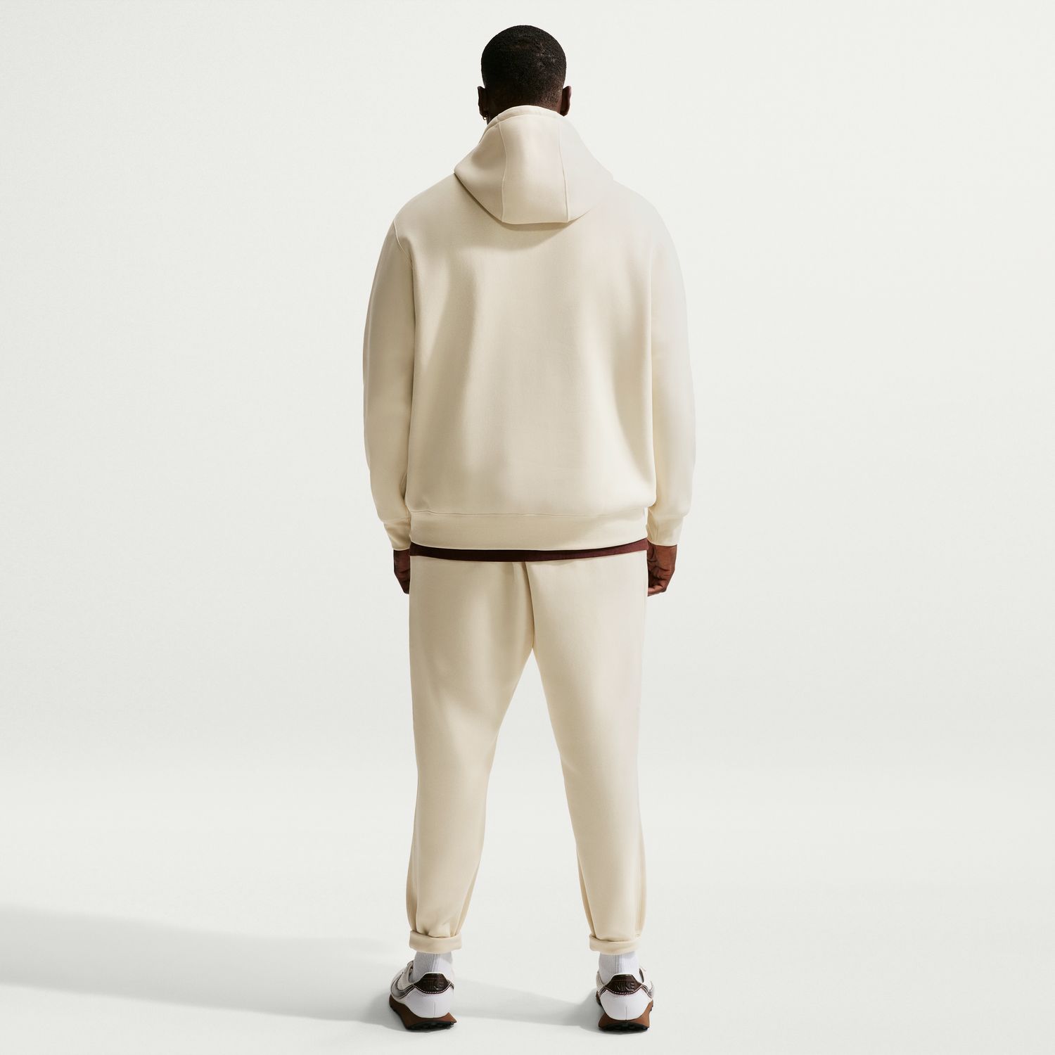 Sweatshirt de homem Sportswear Club Nike Caqui-9