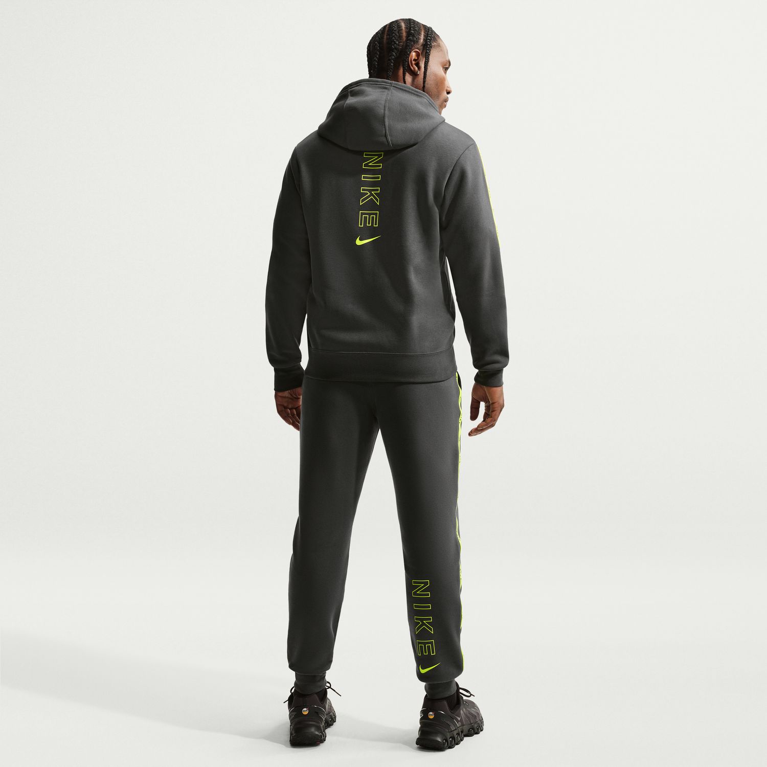 Sweatshirt de homem Sportswear Club Nike Cinzento-2