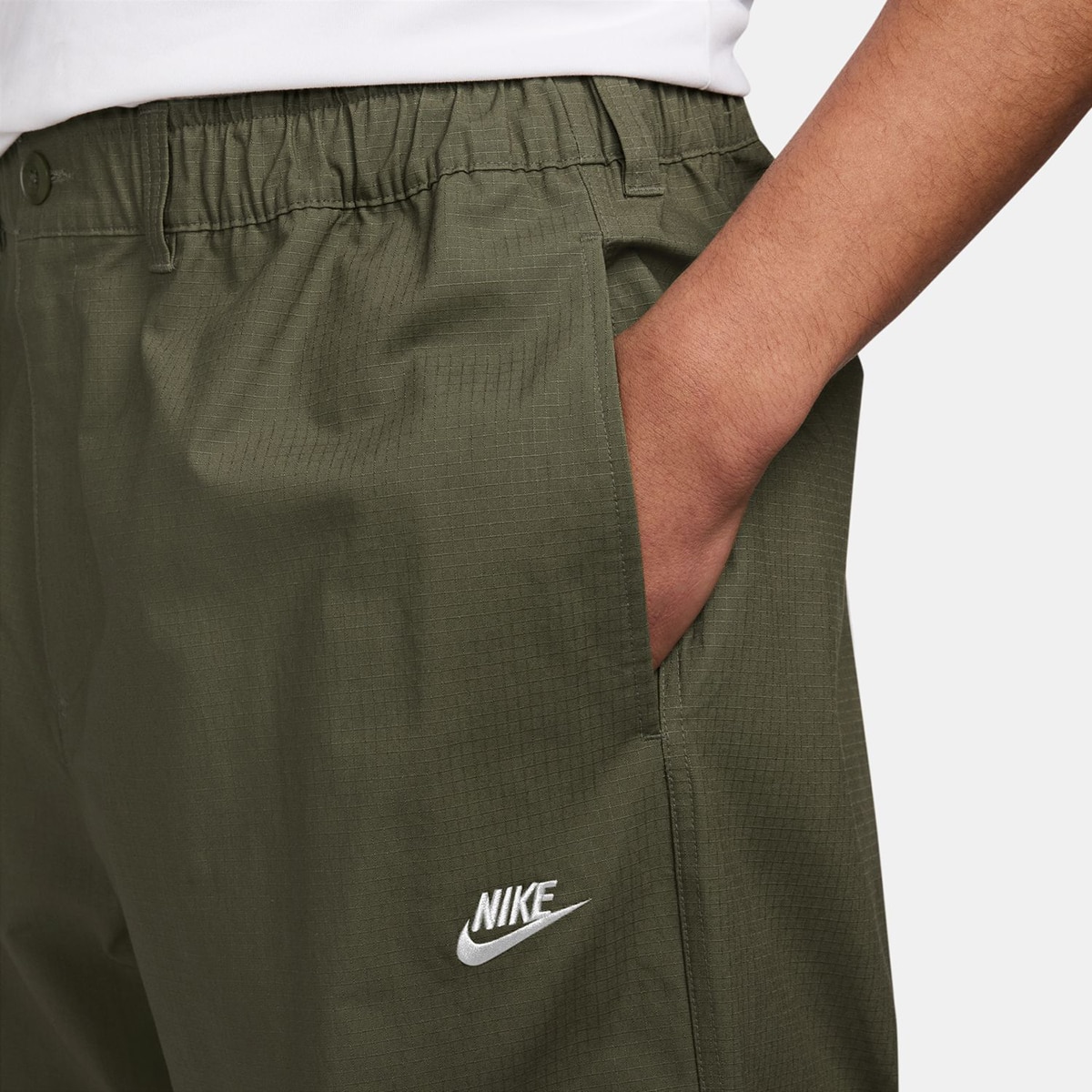 Calças de homem Sportswear Club Nike Verde Azeitona-3