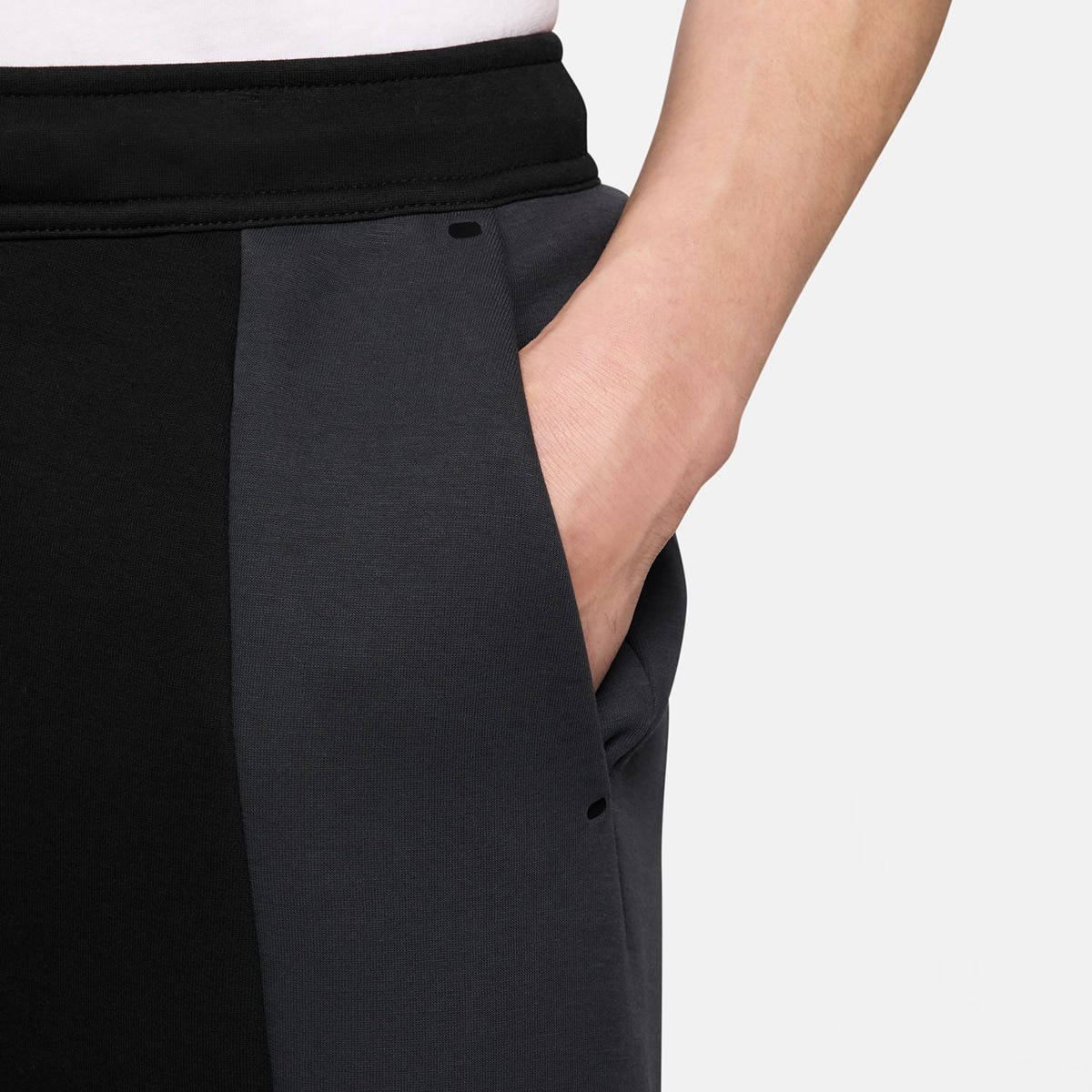 Calças Tech Fleece Preto-3