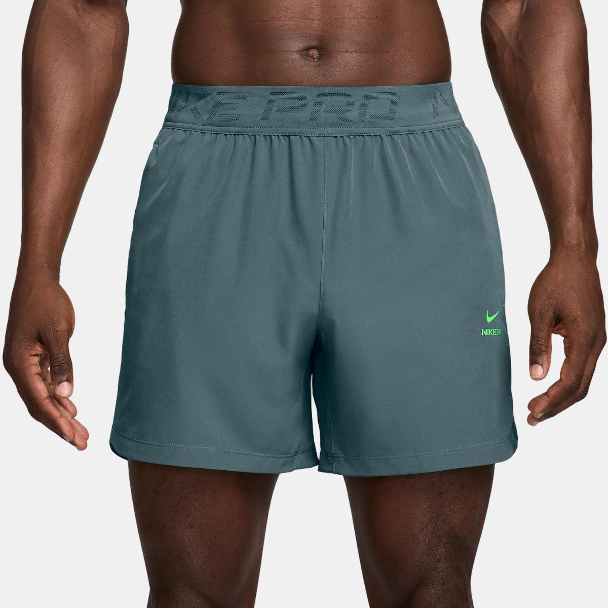 Imagem 0 de Calções de Homem Pro Training 6'' Short
