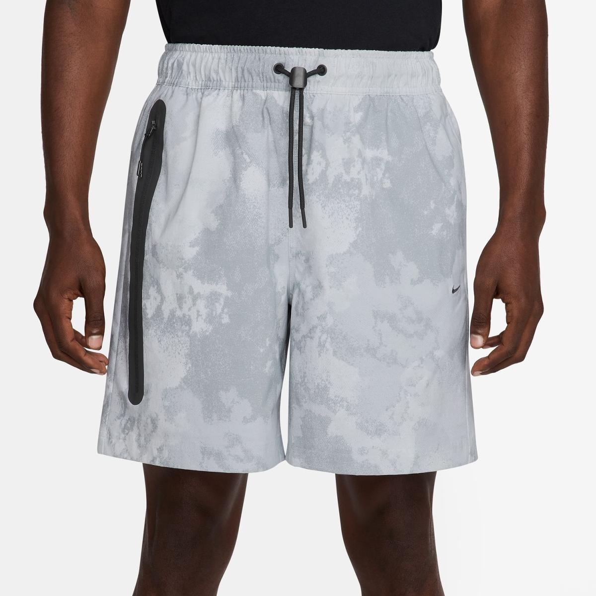 Imagem 0 de Calções de Homem DF Tech Woven Short Aop