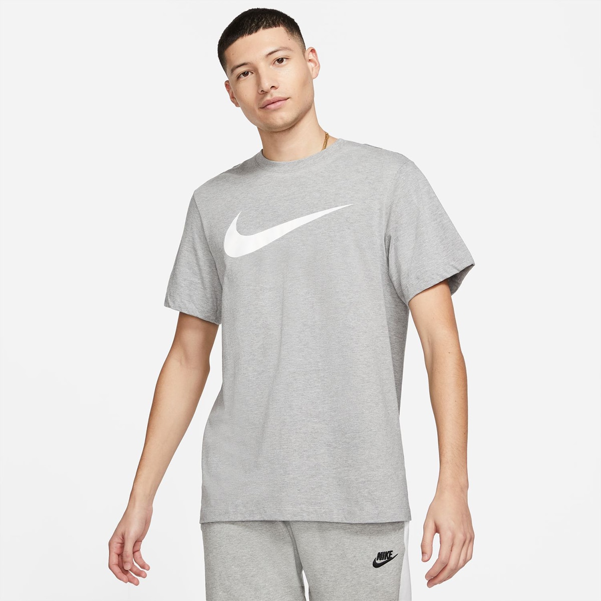 Camiseta de hombre Sportswear Swoosh Nike Gris
