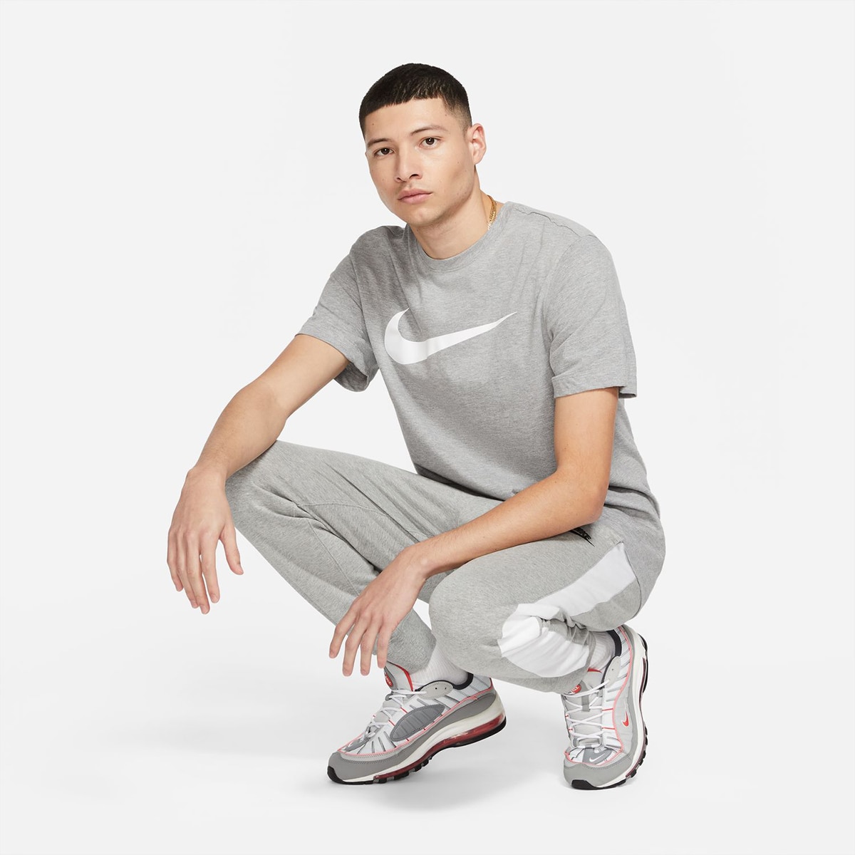 T-shirt de homem Sportswear Swoosh Nike Cinzento-4