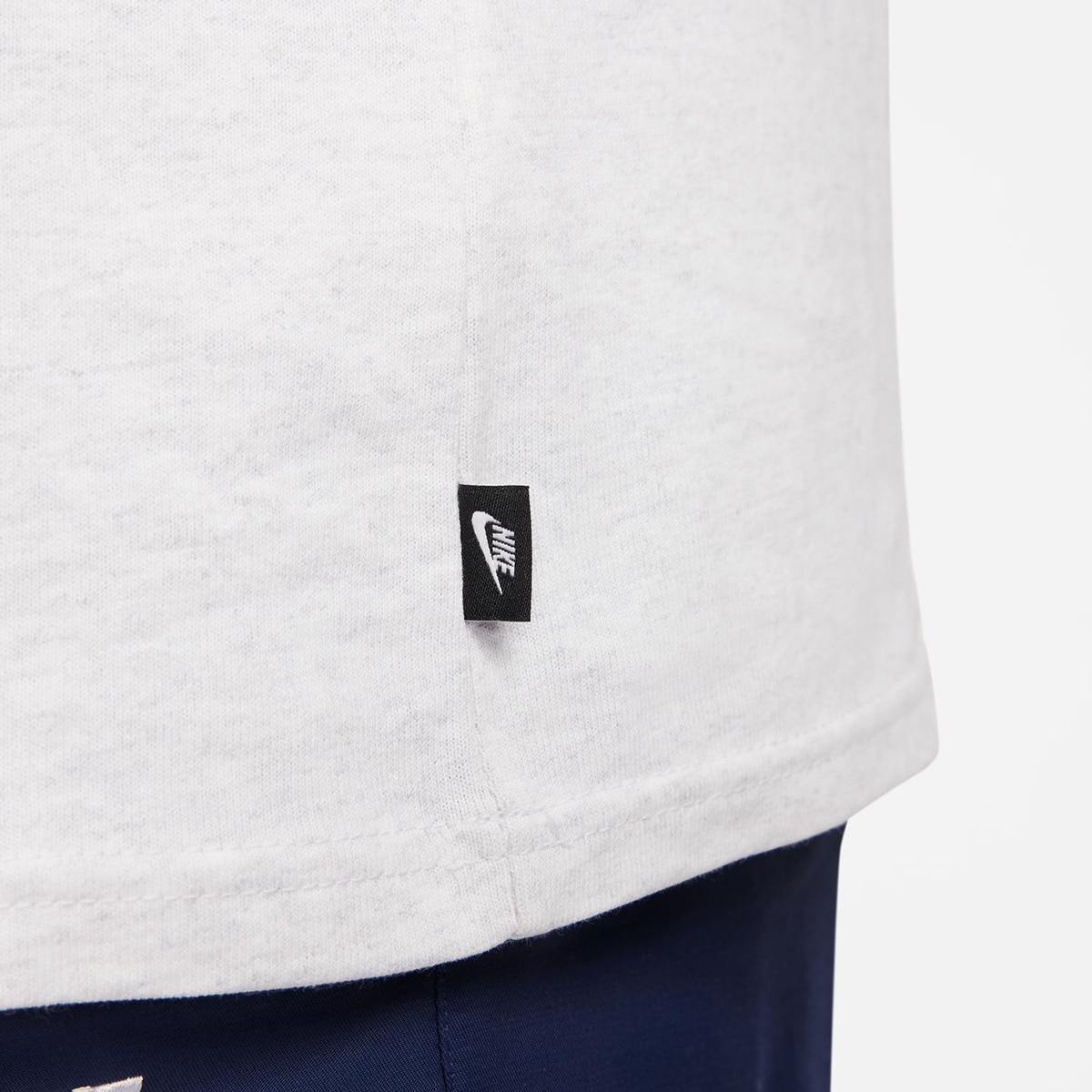 T-Shirt de Homem Sportswear Premium Essentials Cinzento-3