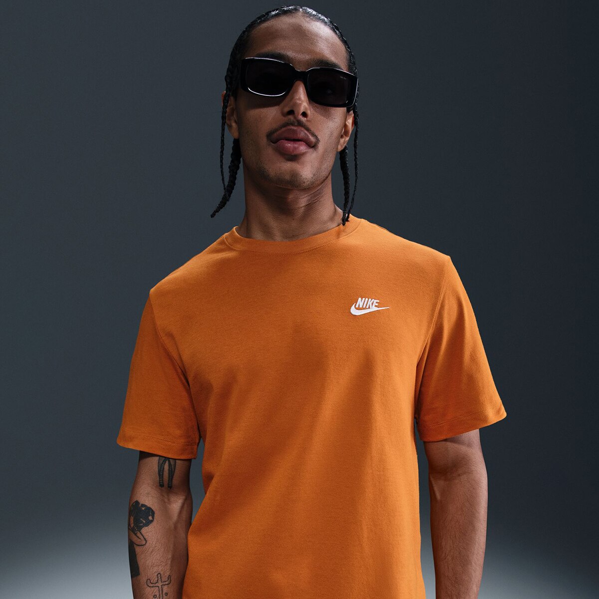T-shirt de homem Sportswear Club Nike Laranja-1