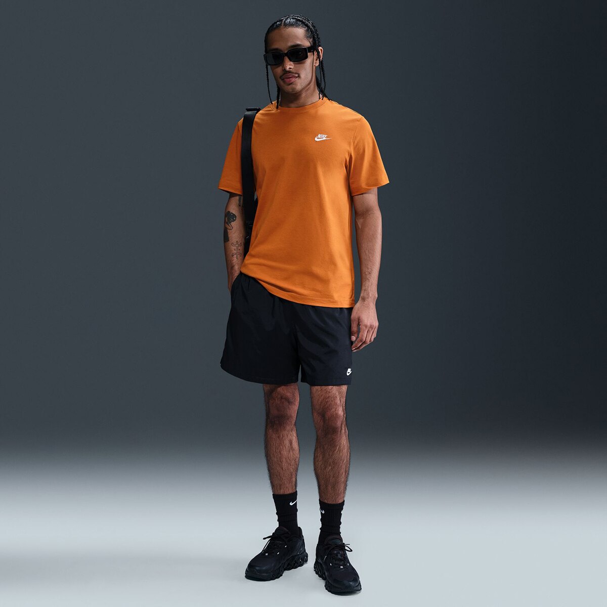T-shirt de homem Sportswear Club Nike Laranja-4