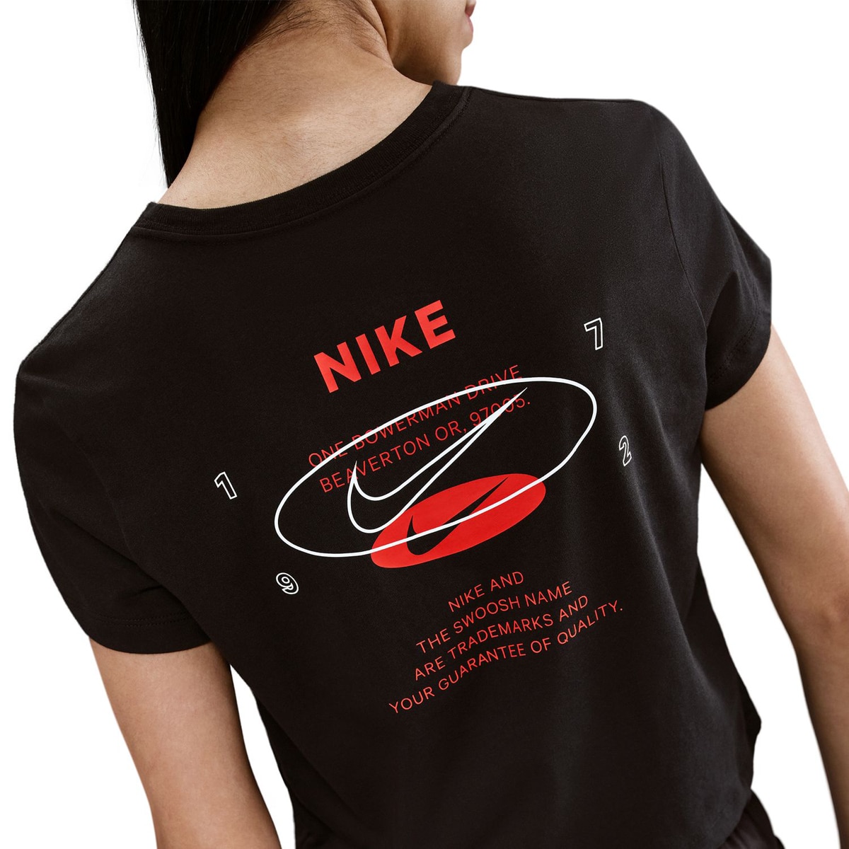 T-shirt de mulher Sportswear Nike Preto-4