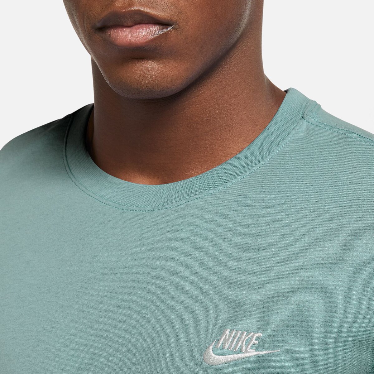 T-shirt de homem Sportswear Club Nike Verde-3