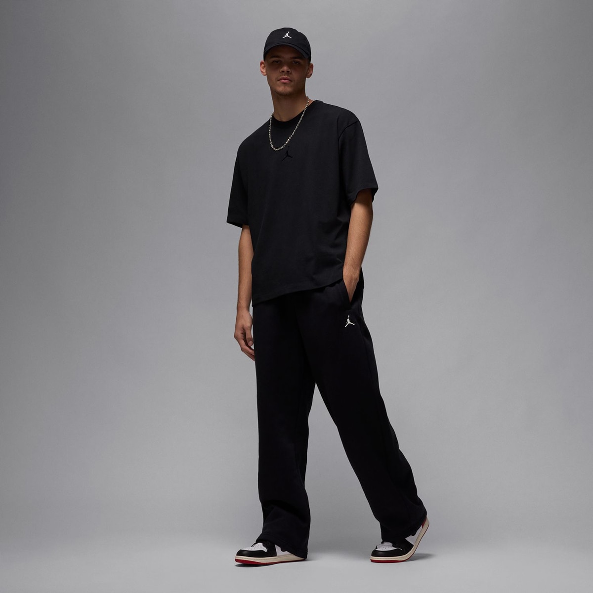 T-shirt de Homem FLT Ess Ovsz SS Crew Preto-4