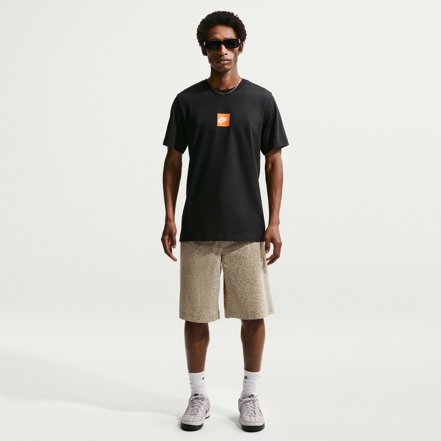 Imagen 1 de Camiseta de niñas G Nsw Tee Boxy Essntl Lbr Nike - Negro Negro