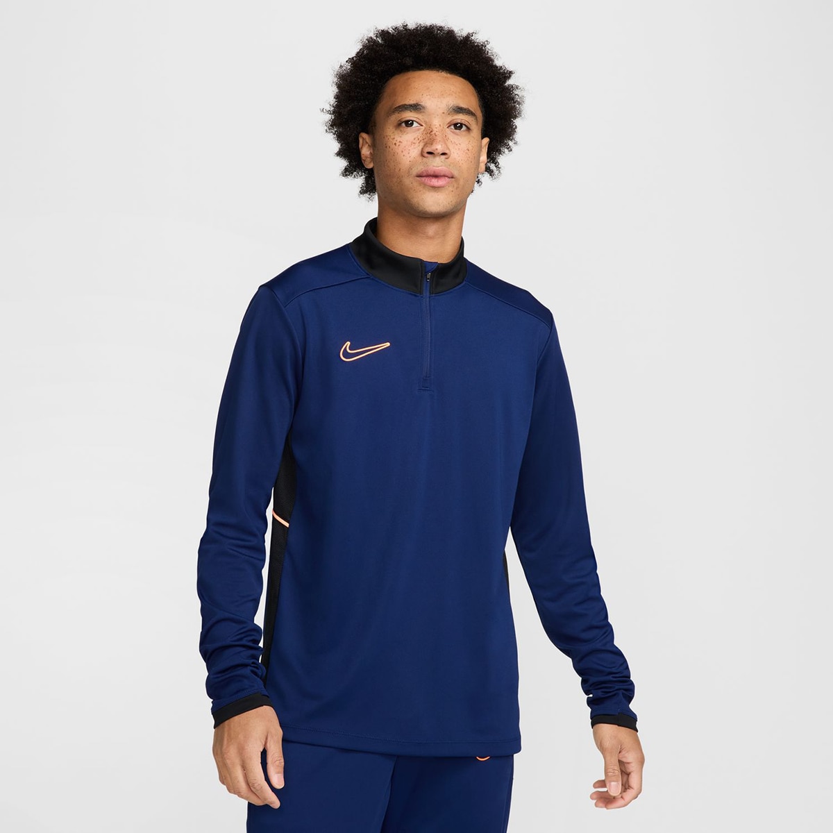 Oferta de El Corte Ingles ES - camiseta en Undealed España