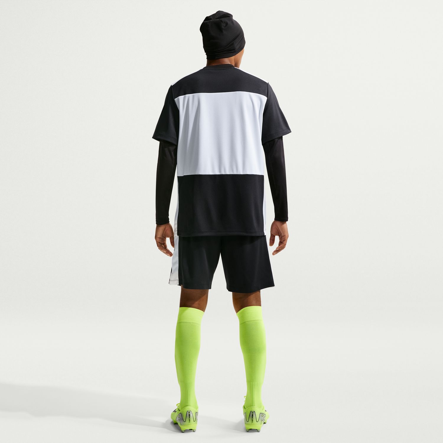 T-shirt de Homem Academy+ Dri-FIT Preto-2