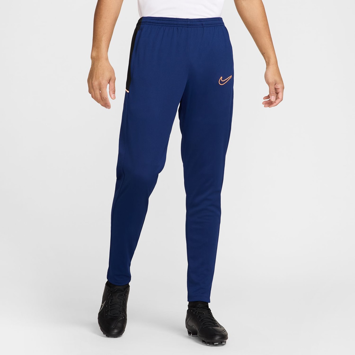 Oferta de El Corte Ingles ES - pantalón en Undealed España