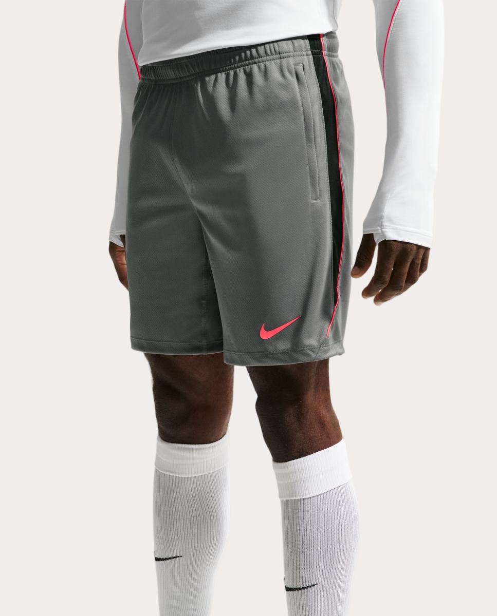 Imagem 0 de Calções de homem Dri-FIT Strike Nike